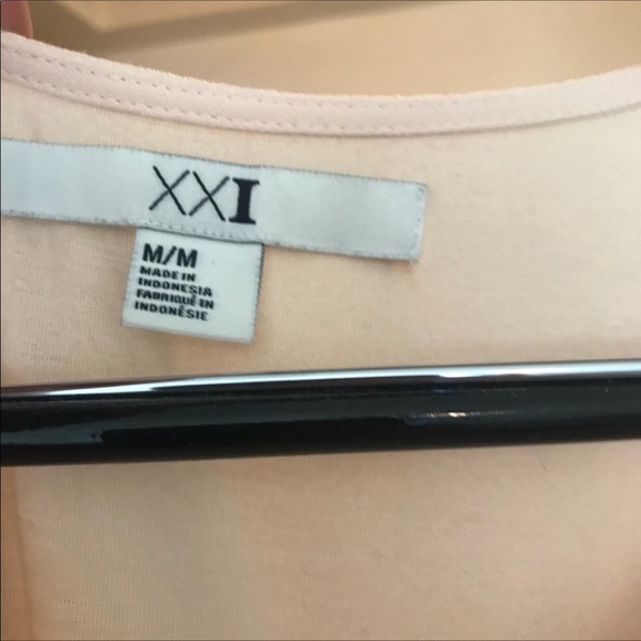 Forever 21 Top - Picture 2 of 3